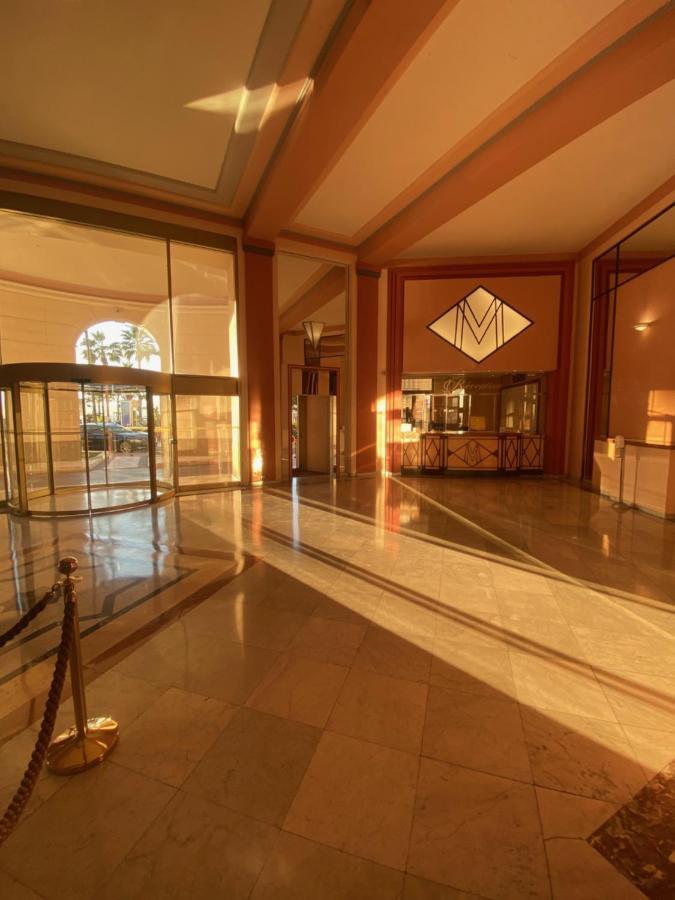 Palais Miramar: Modern Art Suite with Sea View Cannes Exterior photo